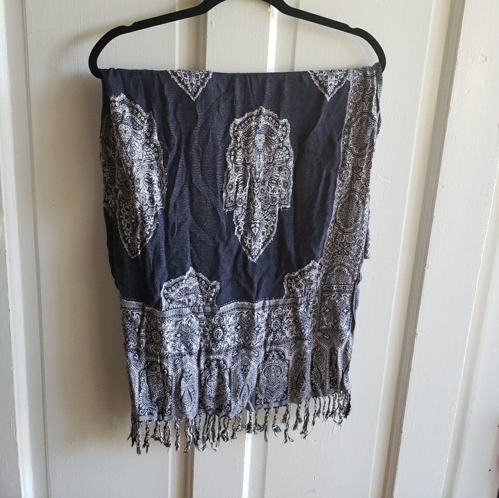 Pashmina scarf